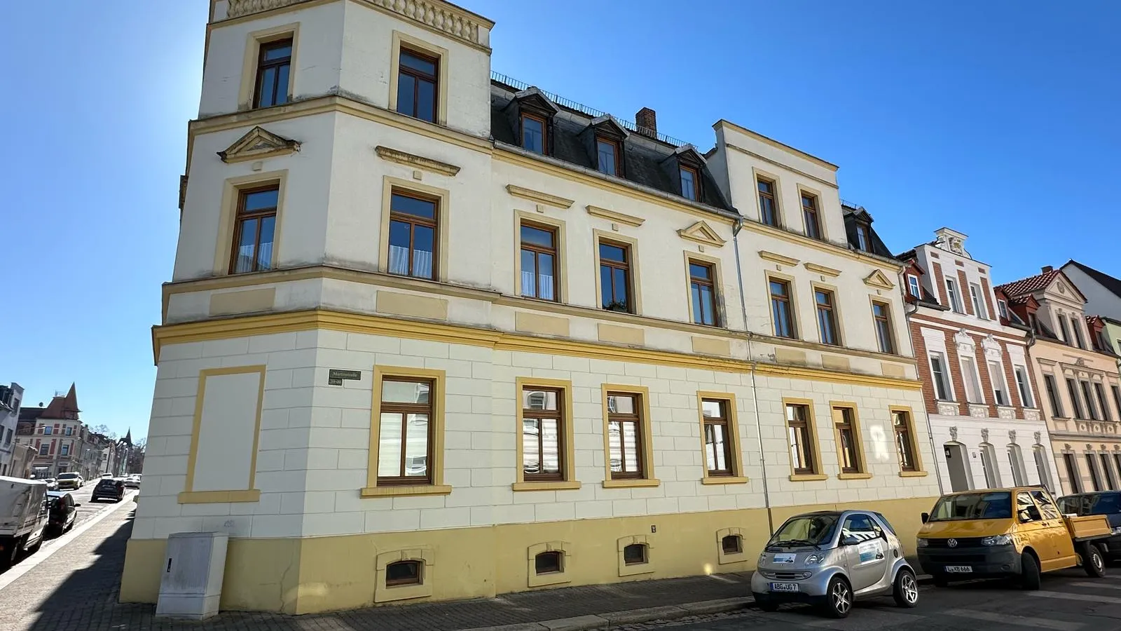 Mehrfamilienhäuser 480b6b84-576c-46b5-bff8-8ec1999fb6ee